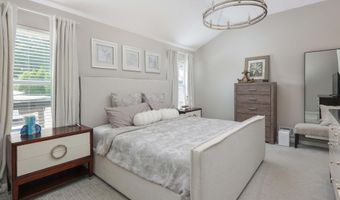 108 Bonnie Dr, Middletown, NJ 07748