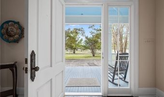 6206 TWIN BRIDGES Rd, Alexandria, LA 71303