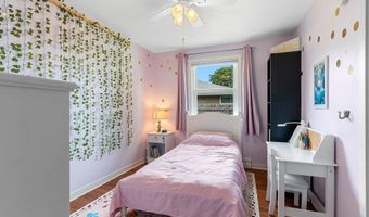 2207 S GREENVIEW St, Appleton, WI 54915