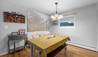 1501 HONEYSUCKLE Dr, Bel Air, MD 21014