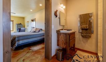 27 Teepee Ring Rd, Clark, WY 82435