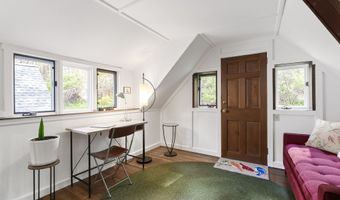8 Morgan Rd, Canton, CT 06019