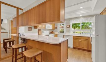 6050 Henderson Dr 16, La Mesa, CA 91942