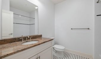 8905 HEMPSTEAD Ave, Bethesda, MD 20817