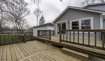 24199 W Beach Grove Rd, Antioch, IL 60002