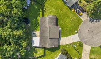 10676 N Oak Crest Dr, Biloxi, MS 39532