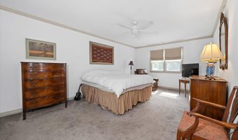 28 STATEN Dr, Hockessin, DE 19707