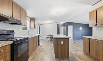 8800 Dons Ct, Alvarado, TX 76009