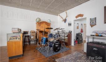 23 N 226 Hwy, Bakersville, NC 28705