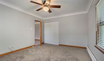 281 Chestnut St, Antioch, IL 60002