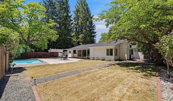 51 Bolla Ave, Alamo, CA 94507