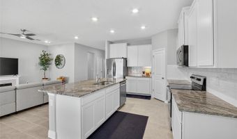 5657 HAWKS CAY St, Apollo Beach, FL 33572