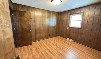 1889 HIGHWAY 80 E, Arlington, KY 42021