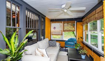 920 Clark Ave, Ames, IA 50010