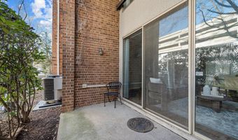 624 15TH St S 1, Arlington, VA 22202