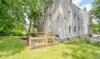 556 N Pearl St, Menands, NY 12204