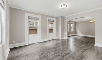 305 W 7Th St, Auburn, IN 46706
