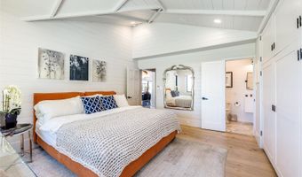 1456 Mokulua Dr, Kailua, HI 96734