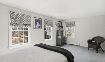 14 High St, Barrington, RI 02806