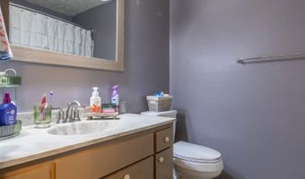 1214 WILDOAK Dr, Anniston, AL 36206