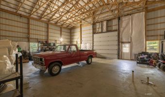 300 Fisher Rd, Athens, OH 45701