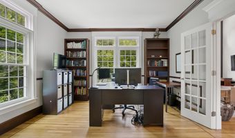 4 Chablis Ct, Bedford, NH 03110
