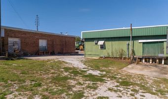 103 E Gallatin St, Adairville, KY 42202