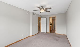 15589 Dwellers Way 1003, Apple Valley, MN 55124