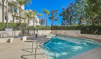 6151 Calle Mariselda 302, San Diego, CA 92124
