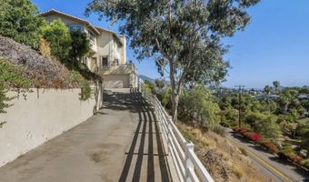 4333 Calavo Dr, La Mesa, CA 91941