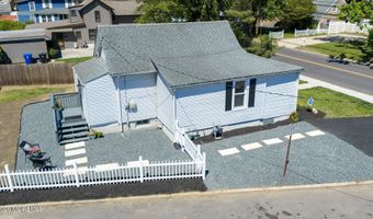 310 East Rd, Belford, NJ 07718