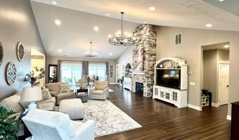 805 Spyglass Hill Dr, Bedford, IN 47421