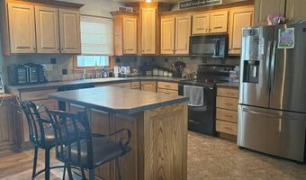 1420 8th St, Aurora, NE 68818