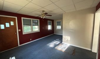 142 W South St, Ainsworth, NE 69210