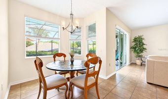 2651 CEDAR CREST Dr, Apopka, FL 32712
