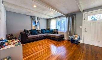 24 Cedar St, Johnston, RI 02919