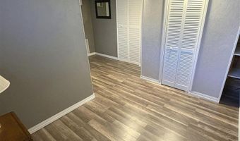 30 N Division St, Cowley, WY 82420