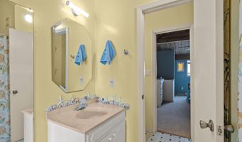 104 Robin Ave, Atlantic Beach, NC 28512