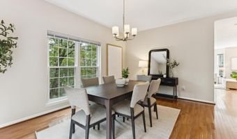 6731 DOROTHY GILES Ct, Alexandria, VA 22315
