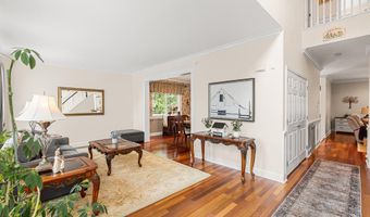 61 Cliffwood Dr, Allentown, NJ 08501