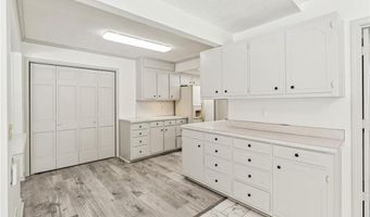2373 Woodcreek Ct, Tucker, GA 30084