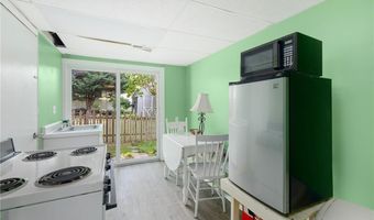 104 Conanicus Rd, Narragansett, RI 02882
