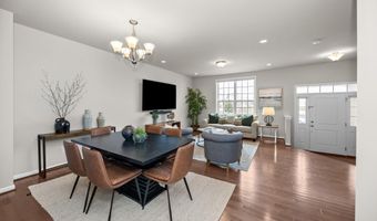2794 Ashcombe Dr, Ann Arbor, MI 48105