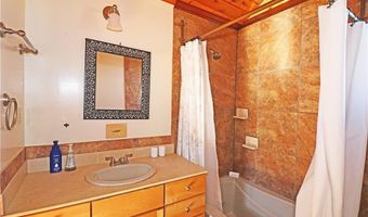 12 Draper Ave, Middletown, RI 02842