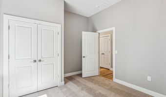 421 E Lexington Ln, Andover, KS 67002