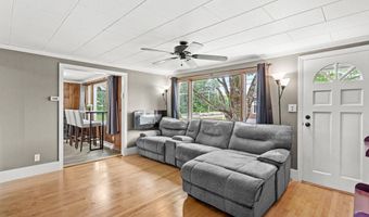 10 Pine St, Alton, NH 03809