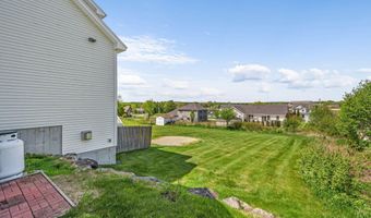 40 Hillview Dr, Bangor, ME 04401