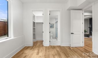 809 Crater St, Charlotte, NC 28205