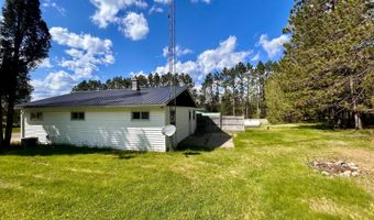 451 HWY 8, Armstrong Creek, WI 54103