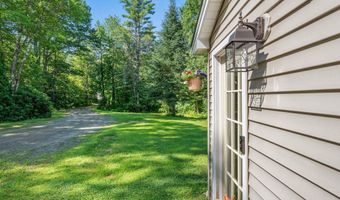 1235 Weeks Mills Rd, Augusta, ME 04330